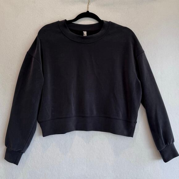 Lululemon Sweatshirt Black Cropped Crewneck Pullover Size 4 Cozy Athleisure Top - Picture 2 of 5